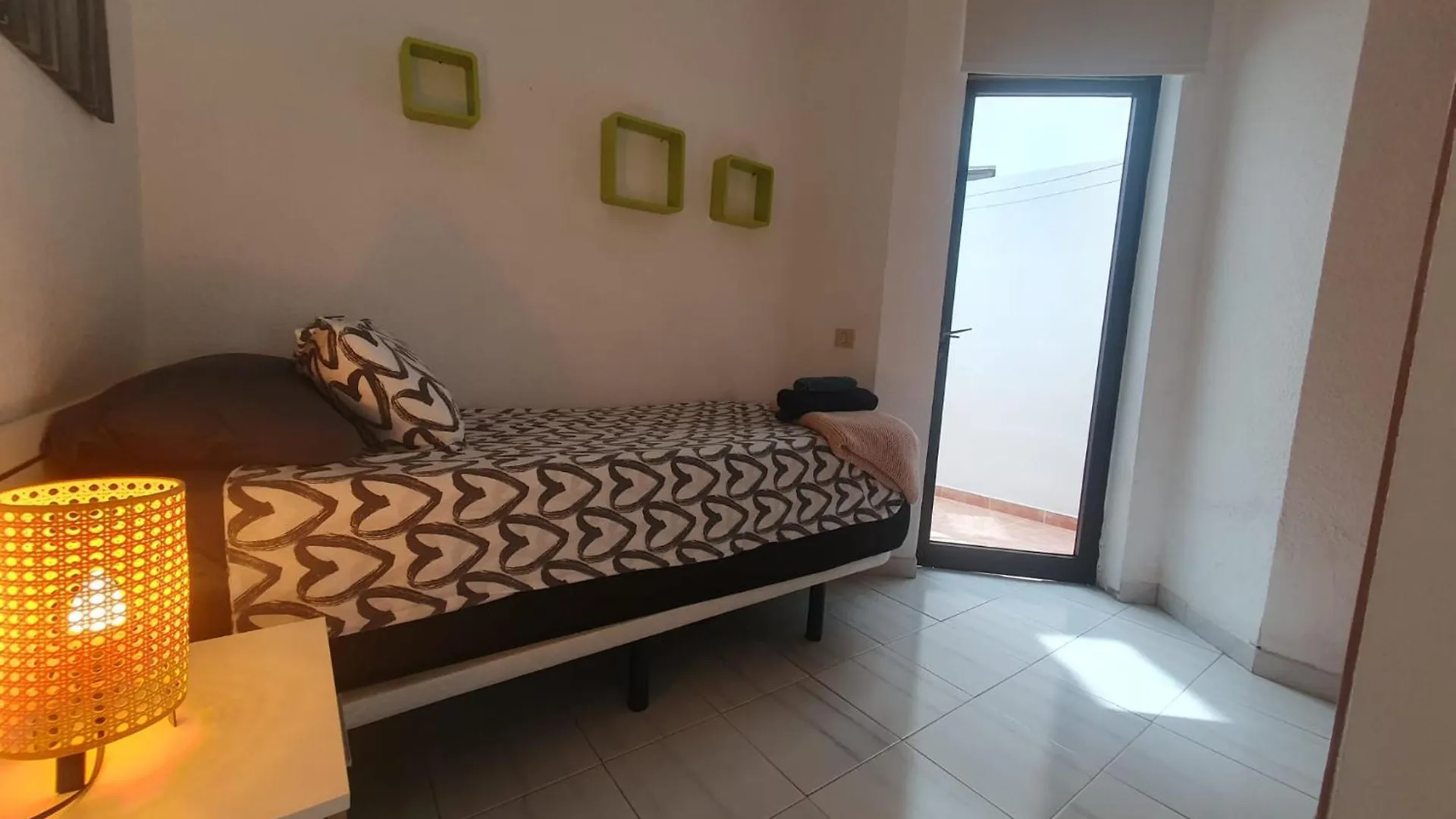 Alquilaencanarias-Medano Colon Center, Near The Beach El Medano  Spain