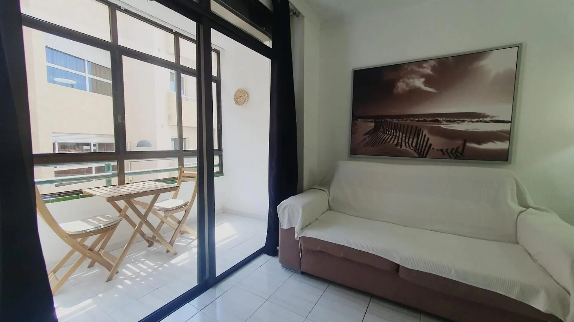 Апартаменты Alquilaencanarias-Medano Colon Center, Near The Beach Эль-Медано